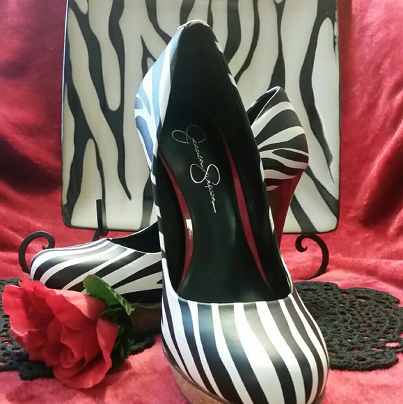 Platform Shoes - Picture 7 of 8